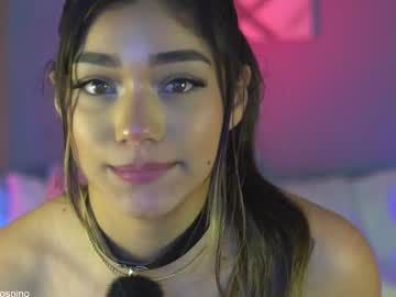 girl
        ashley_ospino cam image #6213243