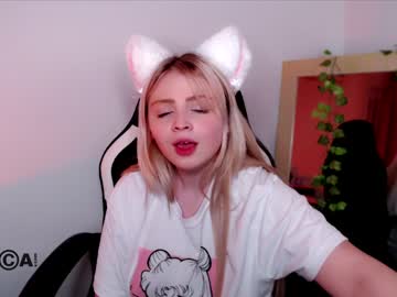 girl
        shy_blondiee cam image #866758