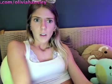 girl
        oliviahansleyy cam image #4473449