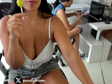 couple
        emillybrowm cam image #6366701