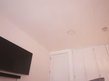 girl
        lanie__ cam image #2220206
