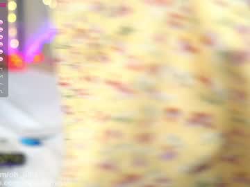 girl
        oh_julie cam image #1192516