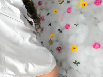 girl
        babyaylin cam image #6242353