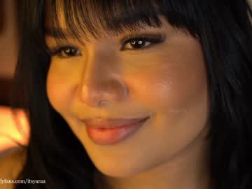 girl
        itsyaraa cam image #3209101