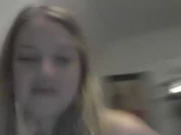 girl
        molly_witha_chancexo cam image #1724757