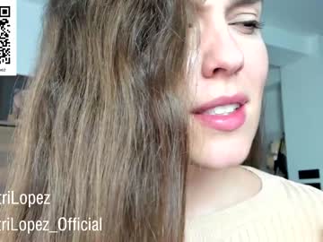 girl
        crazypaty cam image #1440252