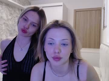couple Live Cam Girls Love To Strip Naked For Their Viewers with alice_nika