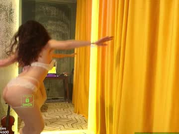 girl
        demurelixir cam image #5793644