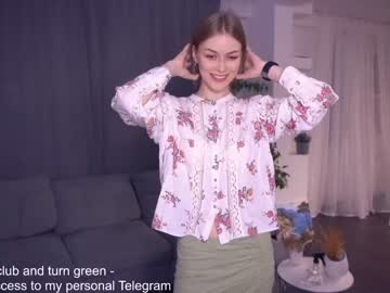 girl
        ardithcavell cam image #3990901