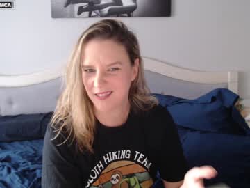 girl
        bluexstacey cam image #1680694