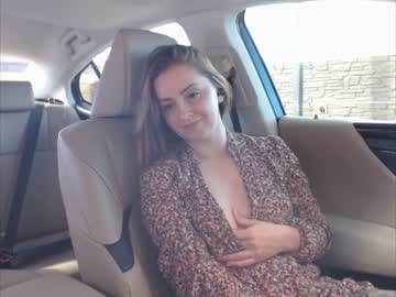 girl
        juicy_peach88 cam image #1474742