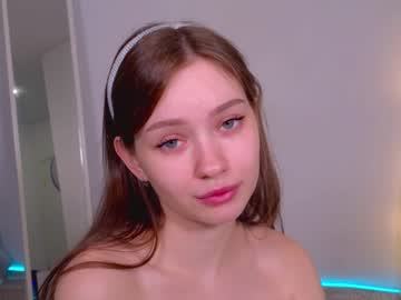 girl
        bless_sheila cam image #3888296