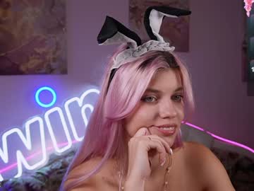 girl
        victoriabeverly cam image #5646714