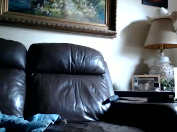 girl
        kipsy420 cam image #6474058