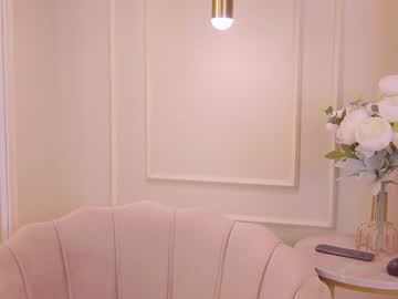 girl
        gwenbanks cam image #5927041