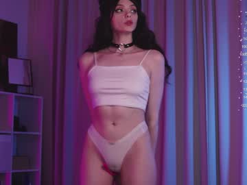girl
        holliwould_ cam image #4348738