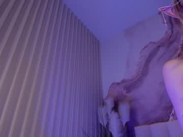 girl
        alicebels cam image #4137516