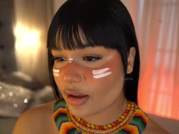 girl
        itsyaraa cam image #4414626