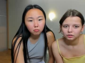couple
        vanessa_tomson cam image #232558