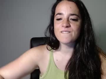girl
        melaniebiche cam image #303635