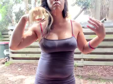 girl
        emotiono cam image #889468