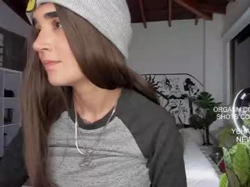 girl
        lonelly_lolly98 cam image #775856