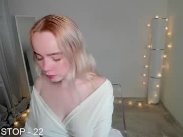 girl
        karry_coy cam image #526133