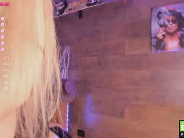 girl
        yolandabertha cam image #1195830