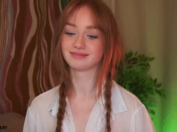 girl
        lizzy_blaze cam image #3287468