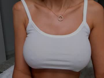 girl
        unforgettable_s cam image #5124445
