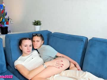 couple
        barbarajennifers cam image #584855