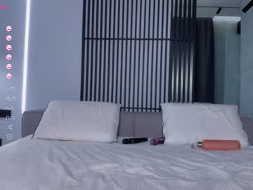 girl
        wildsexalexandalexis cam image #3477244