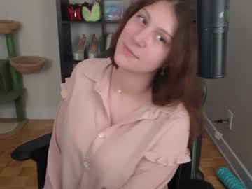girl
        alexa_dream cam image #6915757