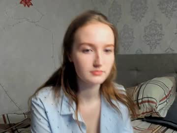girl
        bridgetgodbold cam image #3503423