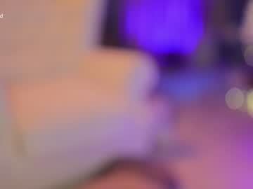 girl
        _1s___ cam image #1391671