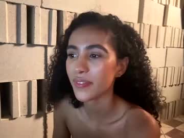 girl
        amnie_ cam image #3983924