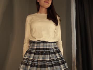 girl
        tessarosse_ cam image #1400942