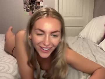 girl
        summerlovingg cam image #4134756