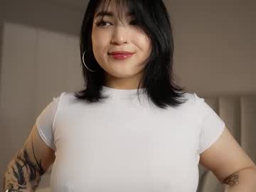 girl
        juliefrancess cam image #6970361