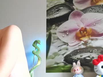 girl
        jennycutey cam image #6931118