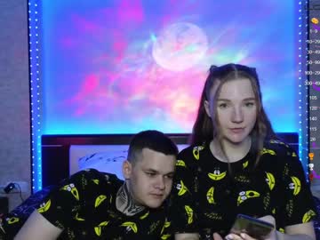couple
        fake_angel_ cam image #1989837