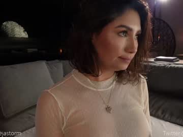 girl
        alejastorm cam image #1966096