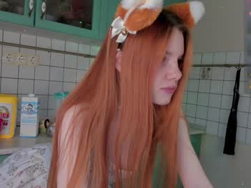 girl
        katy_ethereal cam image #4682321