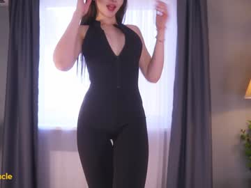 girl
        bellacle cam image #6861240