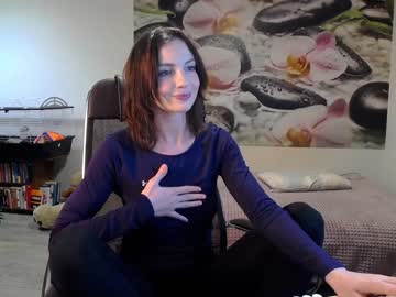 girl
        jennycutey cam image #2954011