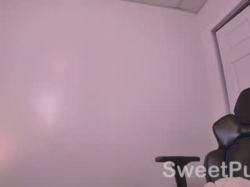 girl
        sweetpulse_ cam image #6944081