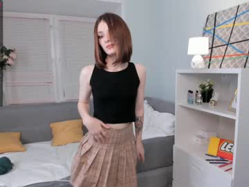 girl
        lydiakayleigh cam image #2539260