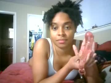 girl
        roesjam cam image #5566692