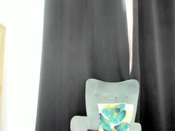 girl
        9harlotte99 cam image #2046965