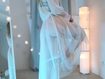girl
        appr0ved cam image #1524404